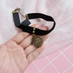 خرید چوکر ماتیلدا فیلم لئون