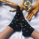 خرید اینترنتی جوراب رنگی رنگی