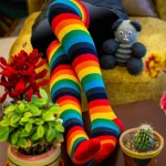 جوراب رنگین کمانی بالای زانو