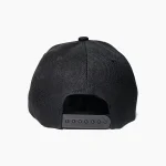 کلاه کپ هیچ استور