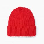 کلاه زمستانی قرمز درشت بافت