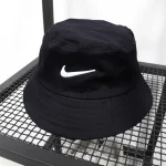 باکت هت مشکی