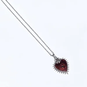 گردنبند پینترستی قلب و چشم