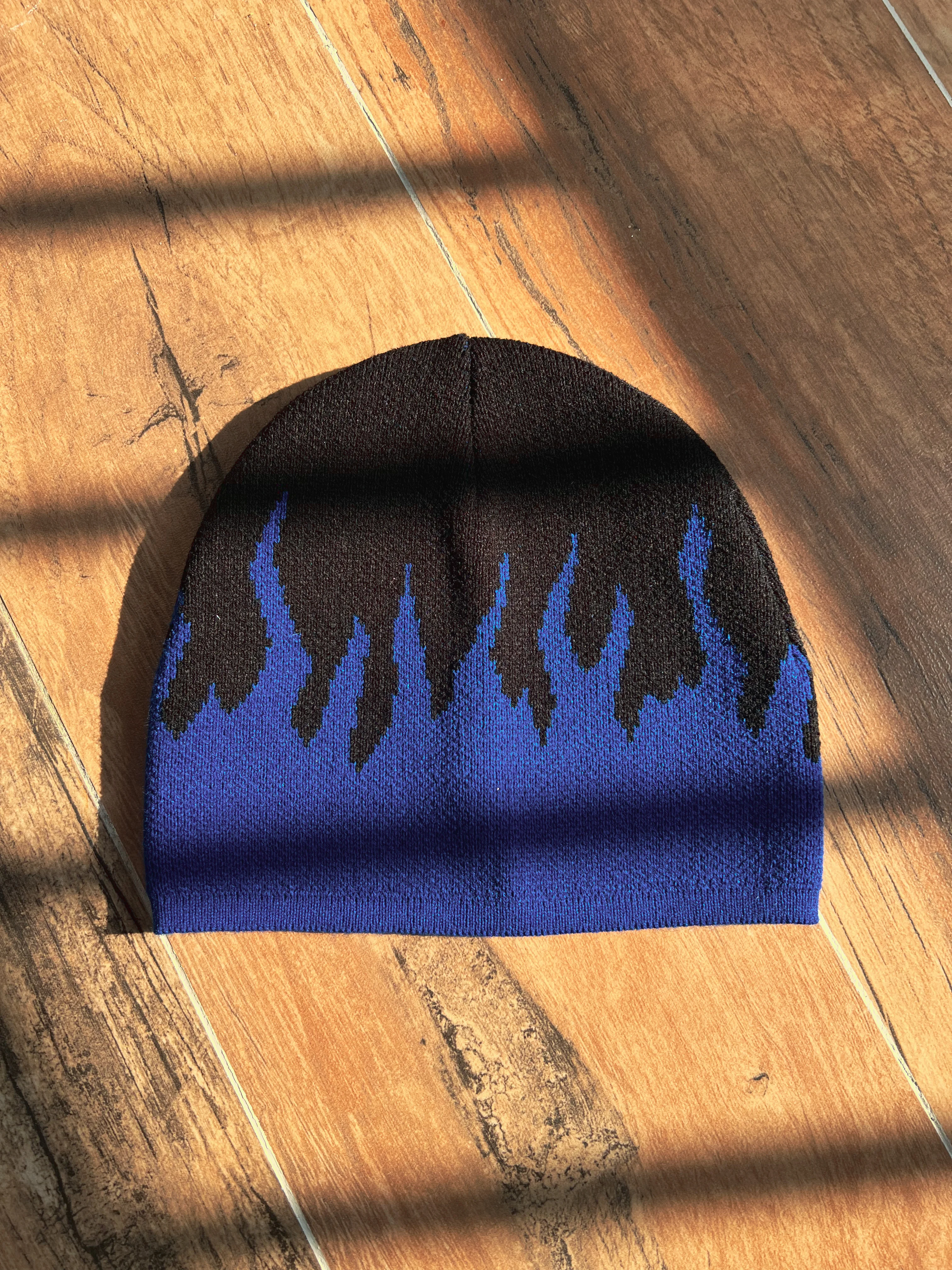 کلاه Y2K آتیشی آبی